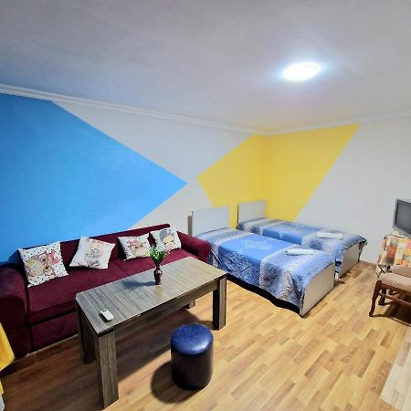 Guesthouse Gorgasali 57 Батумі Екстер'єр фото