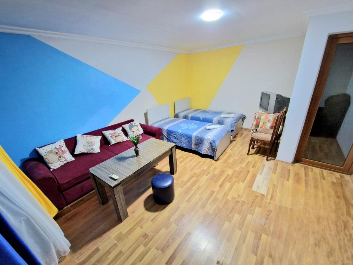 Guesthouse Gorgasali 57 Батумі Екстер'єр фото