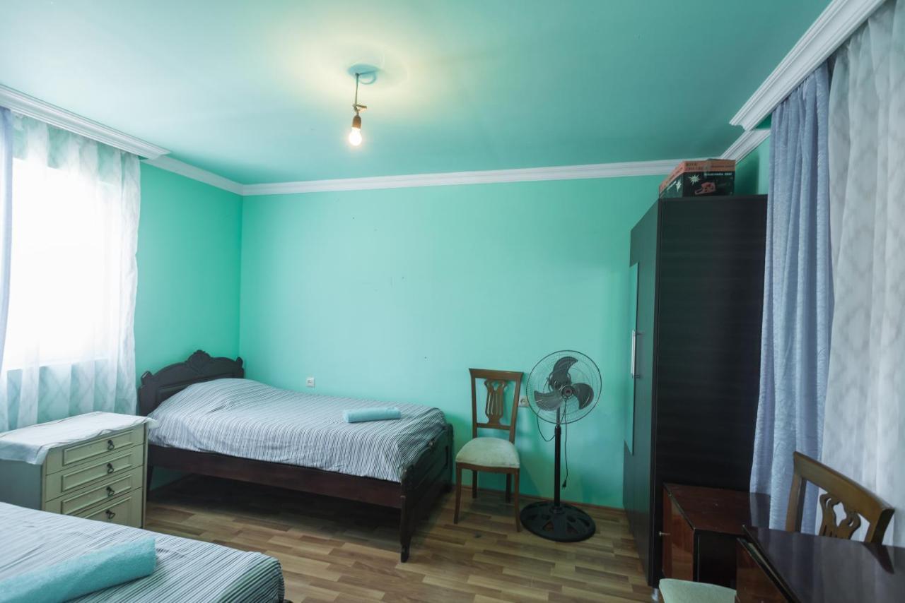 Guesthouse Gorgasali 57 Батумі Екстер'єр фото