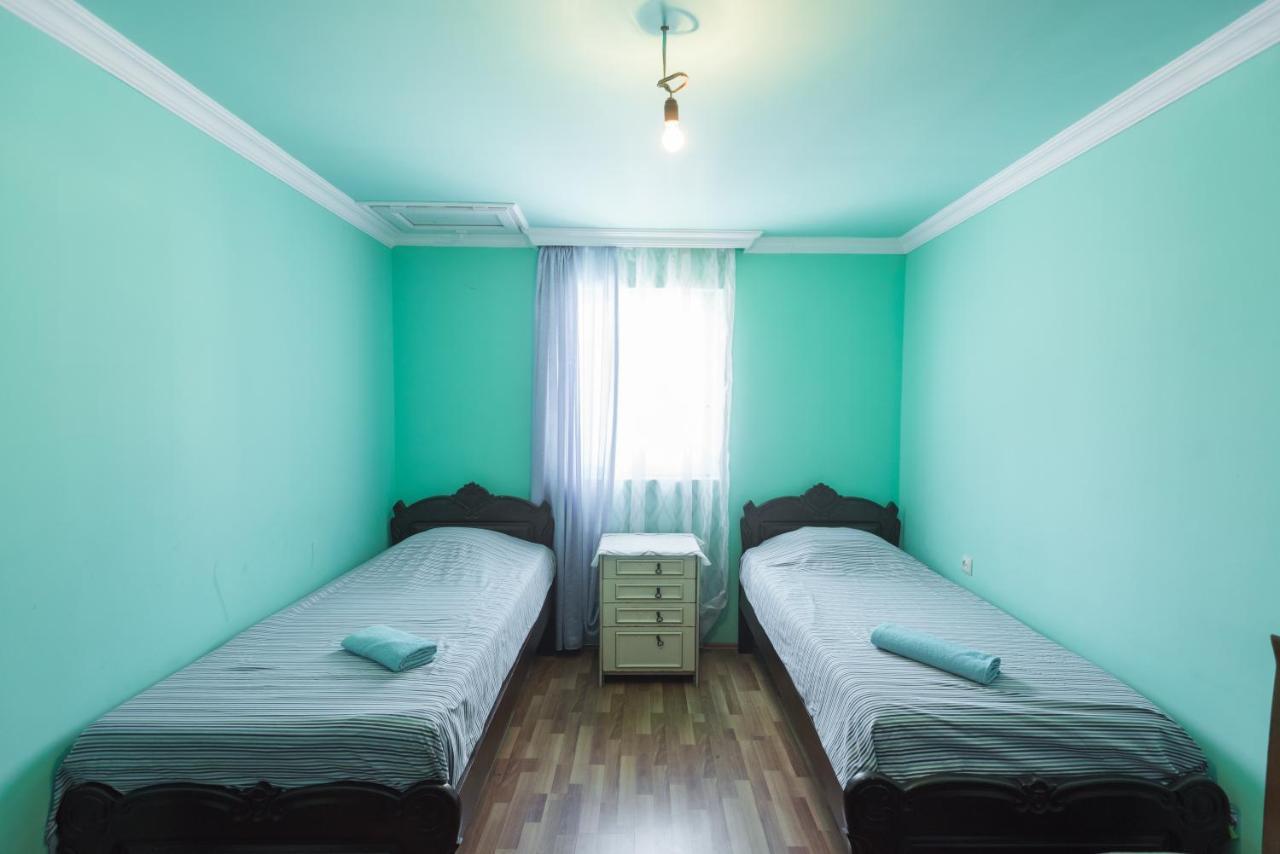 Guesthouse Gorgasali 57 Батумі Екстер'єр фото